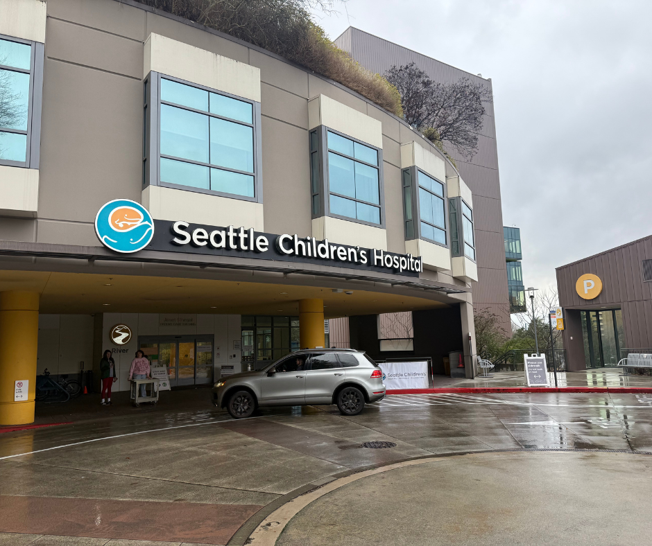outside look at Seattle Children's Hospital.