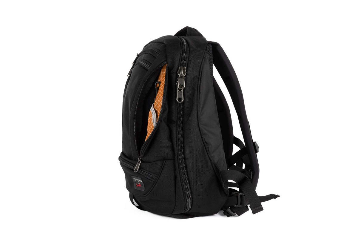 visible variant TB0120-BKZD^^Synik 22 in Black Ballistic with Zest (orange with white grid) Halcyon interior.