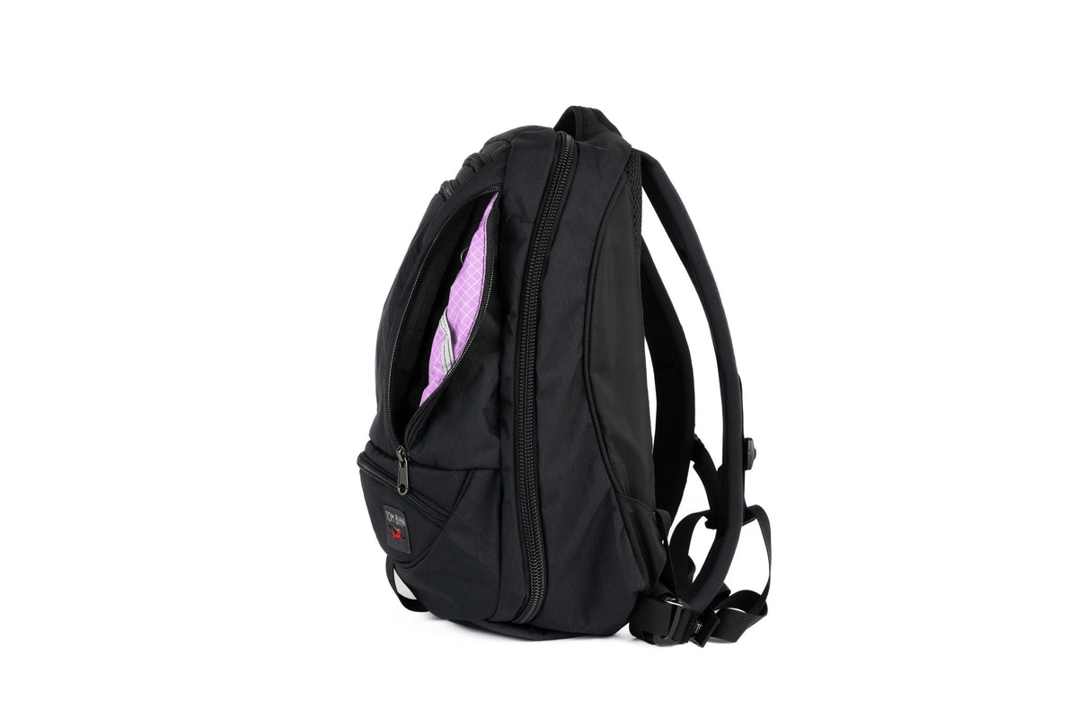 visible variant TB0120-BXYD^^The Synik 22 in Black X-Pac® with a Wisteria (pale purple with white grid) 200 Halcyon interior.