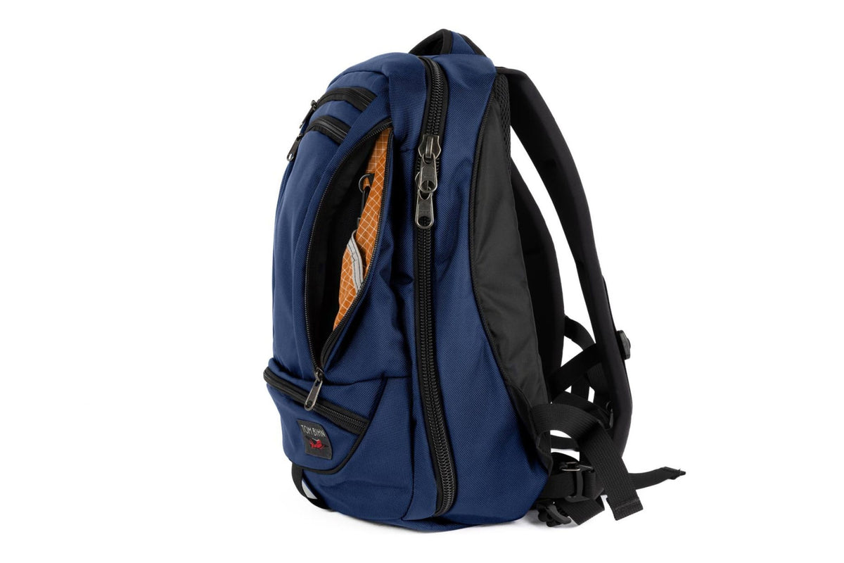 visible variant TB0120-DKZD^^Synik 22 in Deep Blue with Zest Halcyon interior.