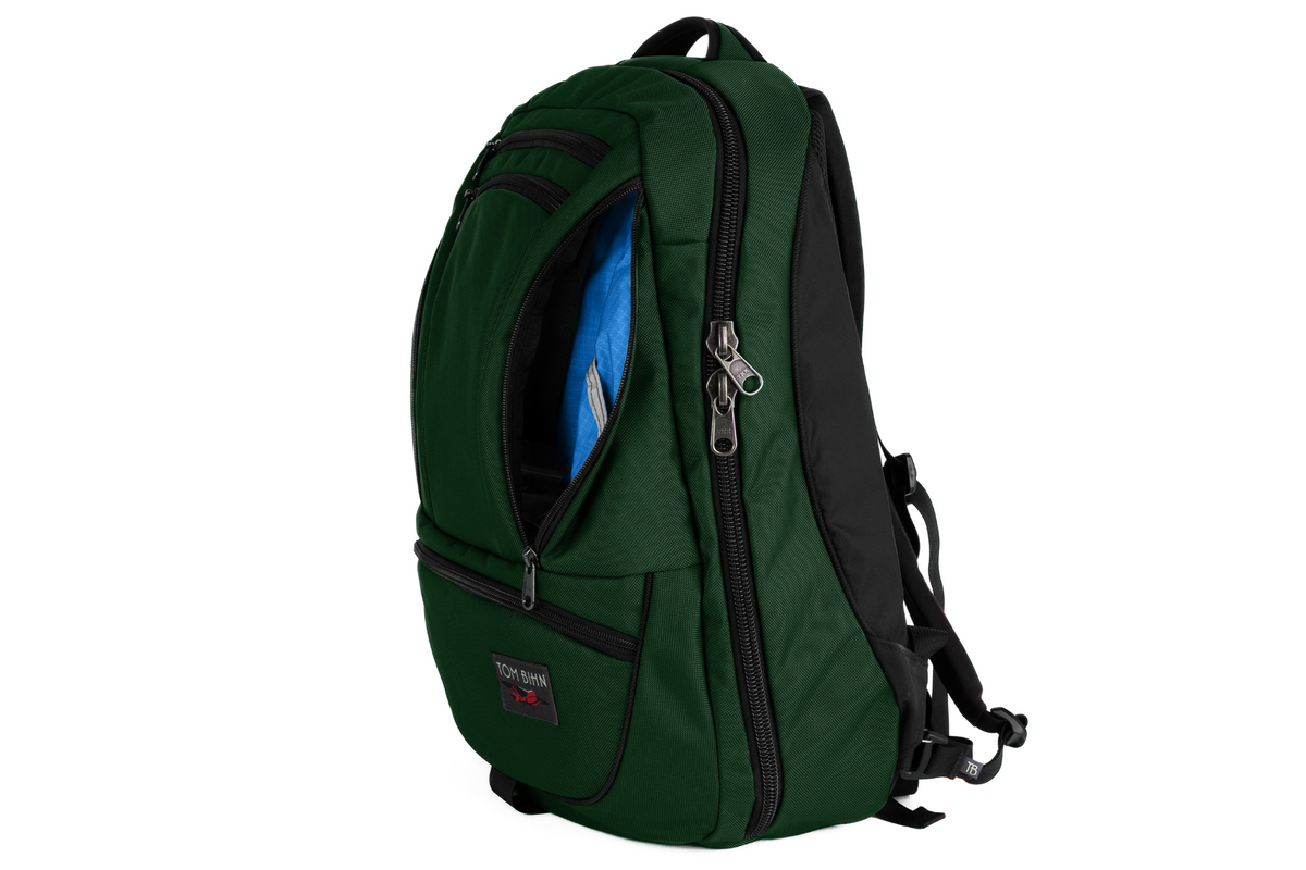 visible variant TB0121-WKOL^^The Synik 30 in Wilderness (forest green) Ballistic with a Cobalt (blue with light blue grid) 210 Cerylon interior.
