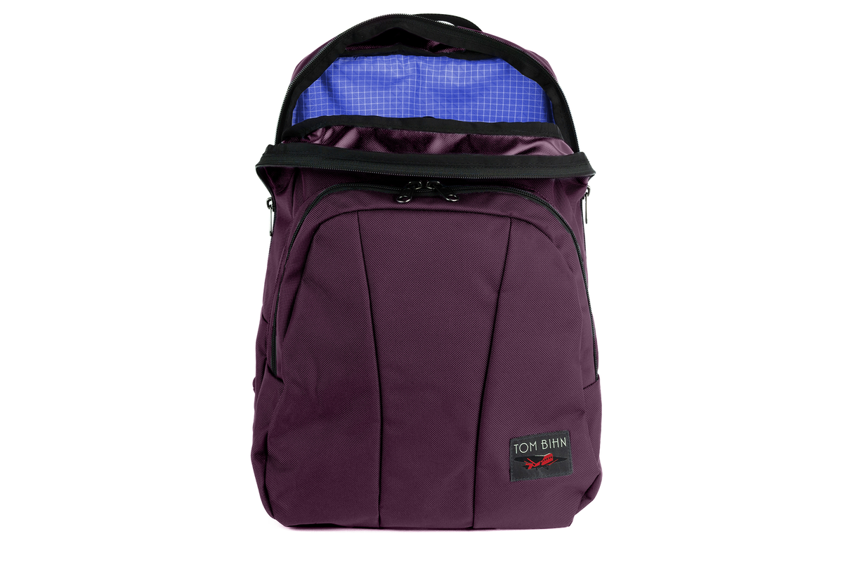 visible variant TB0125-UK9D^^Paramour in Aubergine 630 Ballistic with Selkie 200 Halcyon interior.