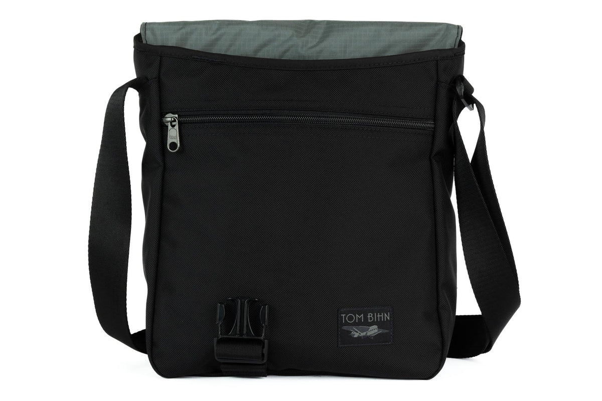 visible variant TB0202-BKGL^^Medium Cafe Bag in Black Ballistic with a Mountain Grey interior.