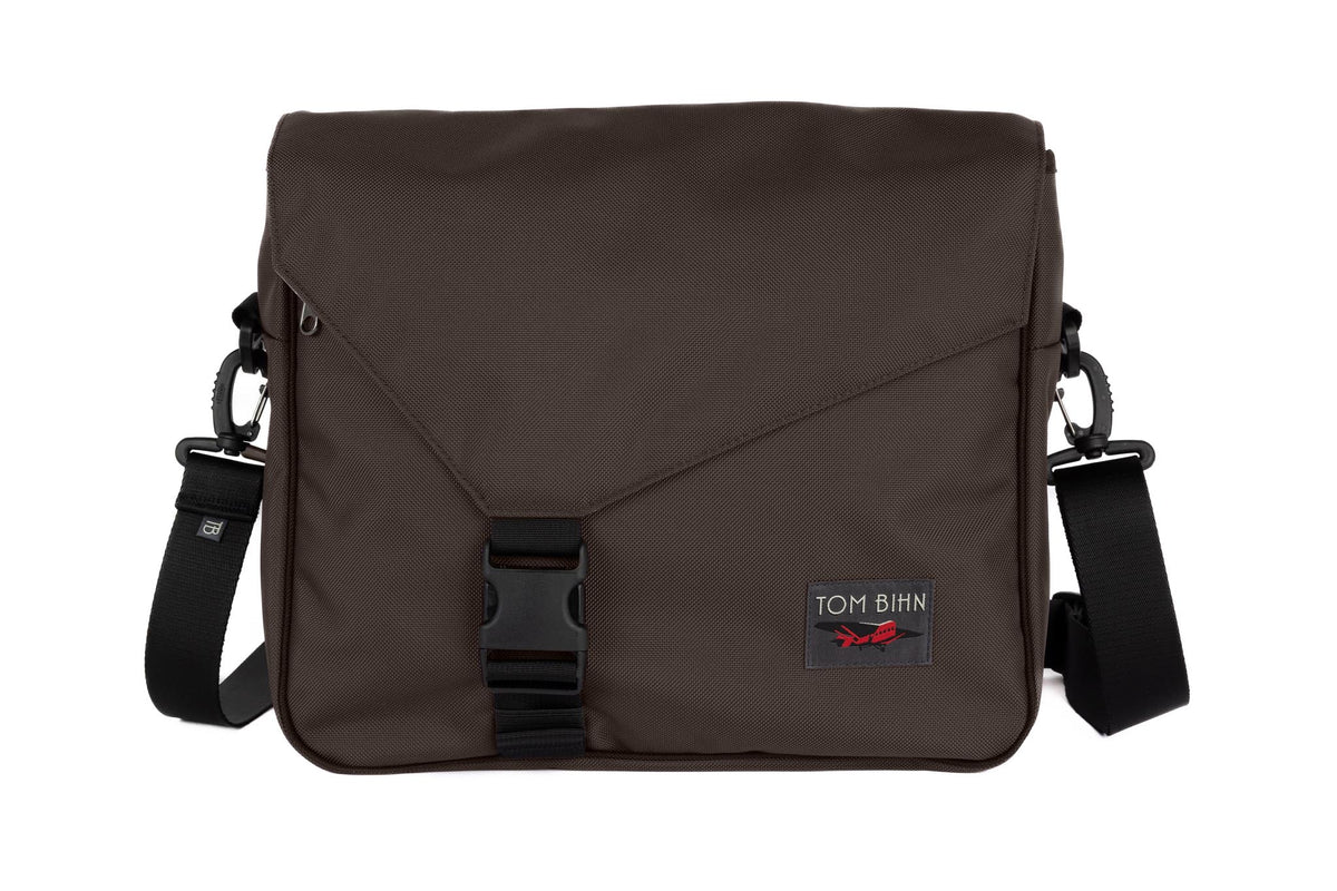 visible variant TB0204-RKPL TB0204-RK8D TB0204-RKGD TB0204-RKYD TB0204-RKZD TB0204-RKML^^The Maker's Bag in Ursa (brown-grey) 630 Ballistic.