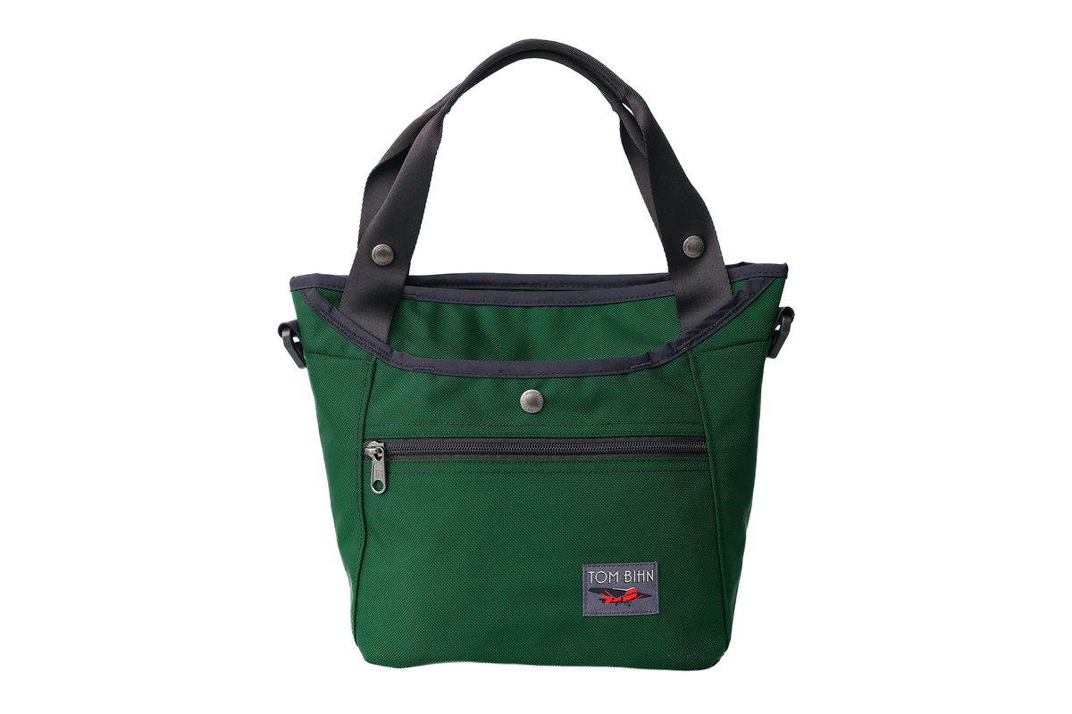 visible variant TB0240-WKUD TB0240-WKPL^^The Forager in Wildernesss Ballistic without a shoulder strap attached