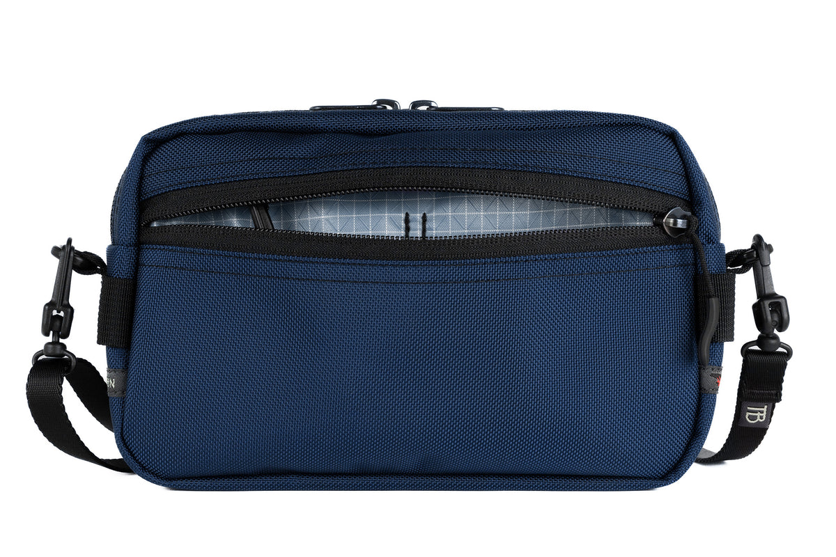 visible variant TB0413-DK7D^^A Side Effect in Deep Blue (dark blue) Ballistic with Tidal (light blue with white grid) 200 Halcyon interior.