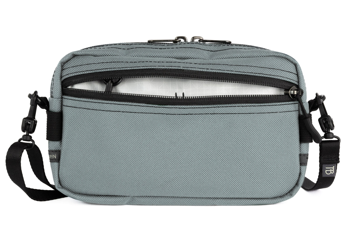 visible variant TB0413-LKTD^^A Side Effect in Cloud (light grey) 525 Ballistic with Tahoma (white with white grid) 200 Halcyon interior.