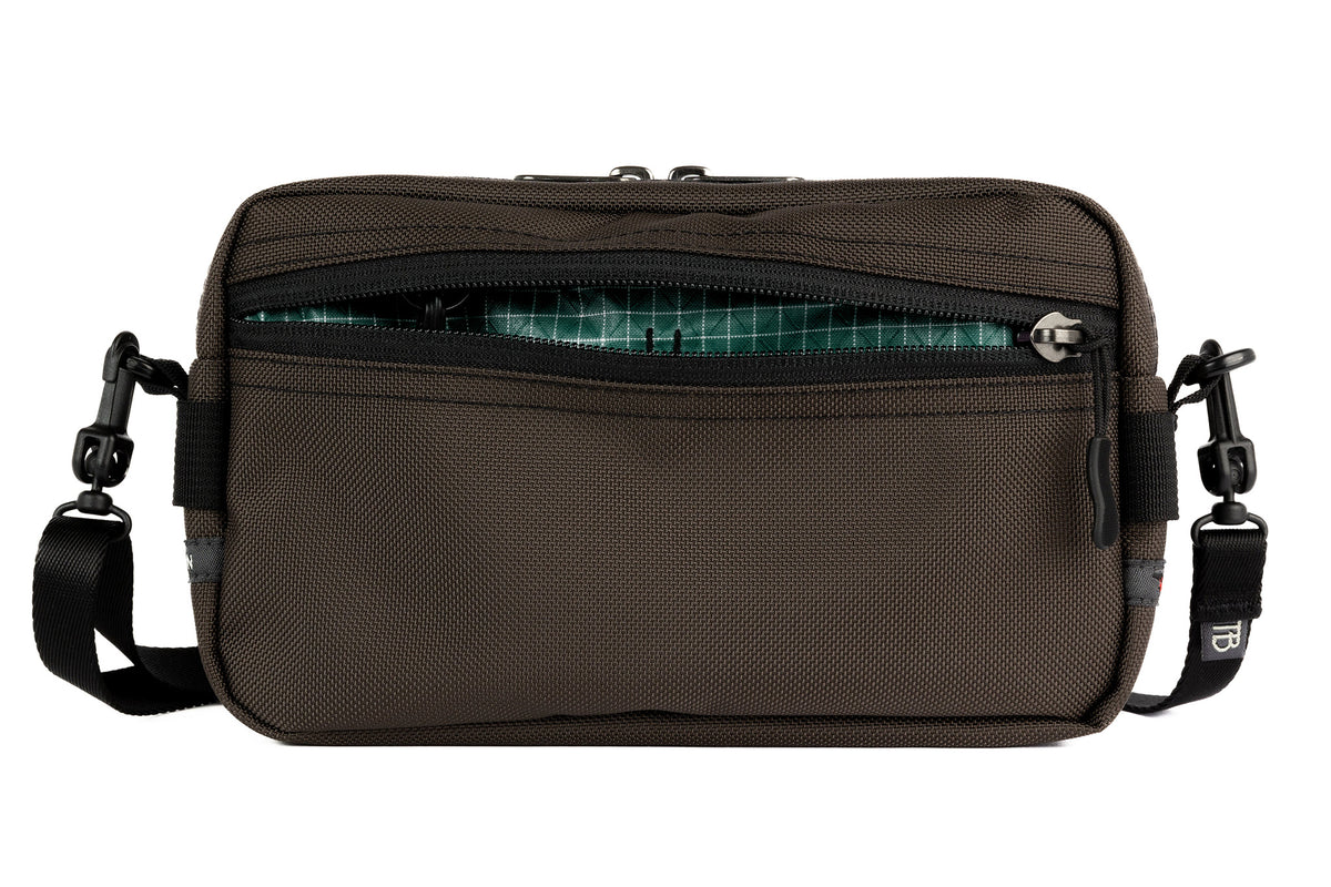 visible variant TB0413-RKKD^^A Side Effect in Ursa (grey-brown) Ballistic with Sitka (dark green with white grid) 200 Halcyon interior.