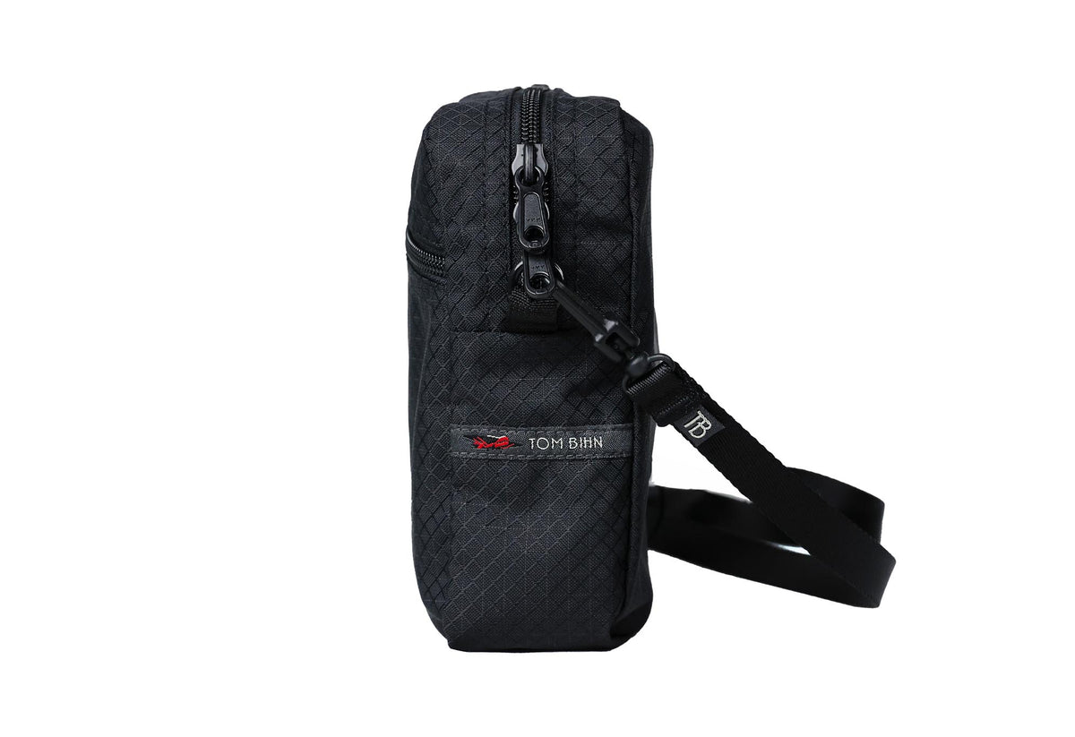visible variant TB0416-BTGE^^Everyday Cubelet in Black 420 Spectron.