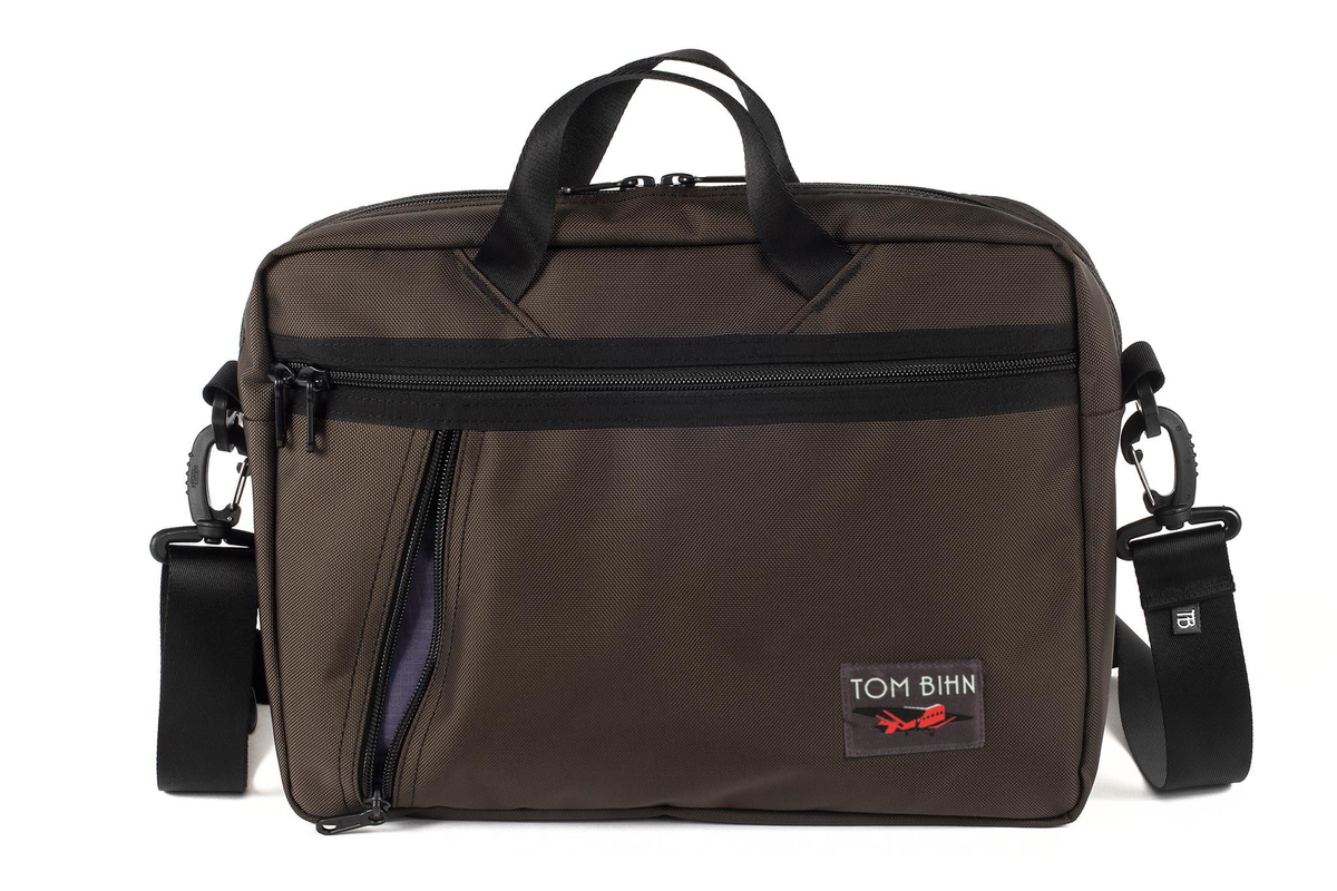 visible variant TB0722-RKDL^^Daylight Briefcase in Ursa (brown-grey) Ballistic with Dusk (bluish-purple) 210 Cerylon interior