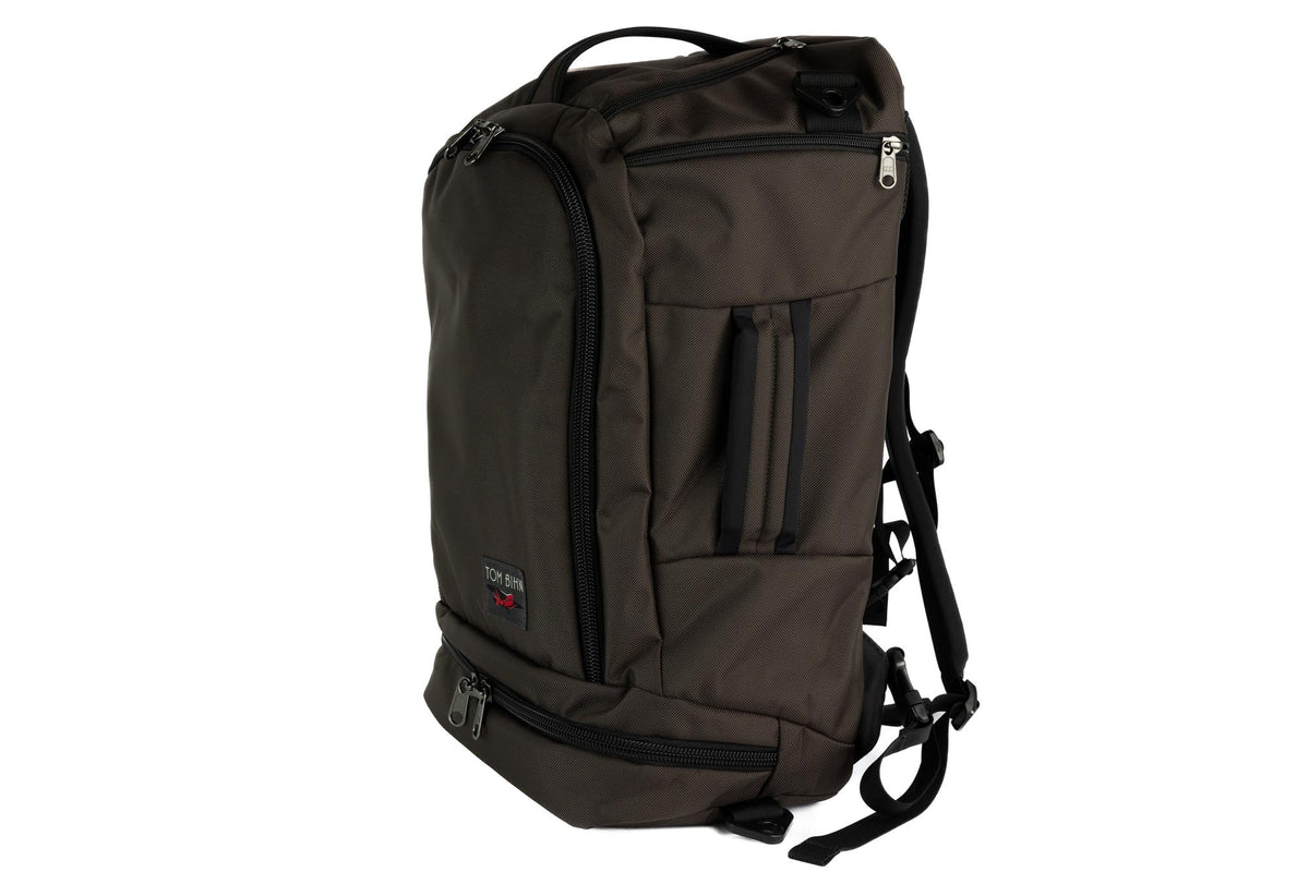 visible variant TB0903-RKGD TB0903-RKDL TB0903-RKLD TB0903-RKND^^ A Techonaut 45 with a Ursa (brown) exterior.