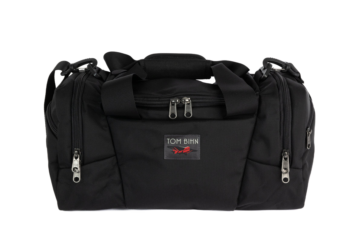 visible variant TB0904-BK5D TB0904-BKZD^^The Night Flight Travel Duffel in Black Ballistic.