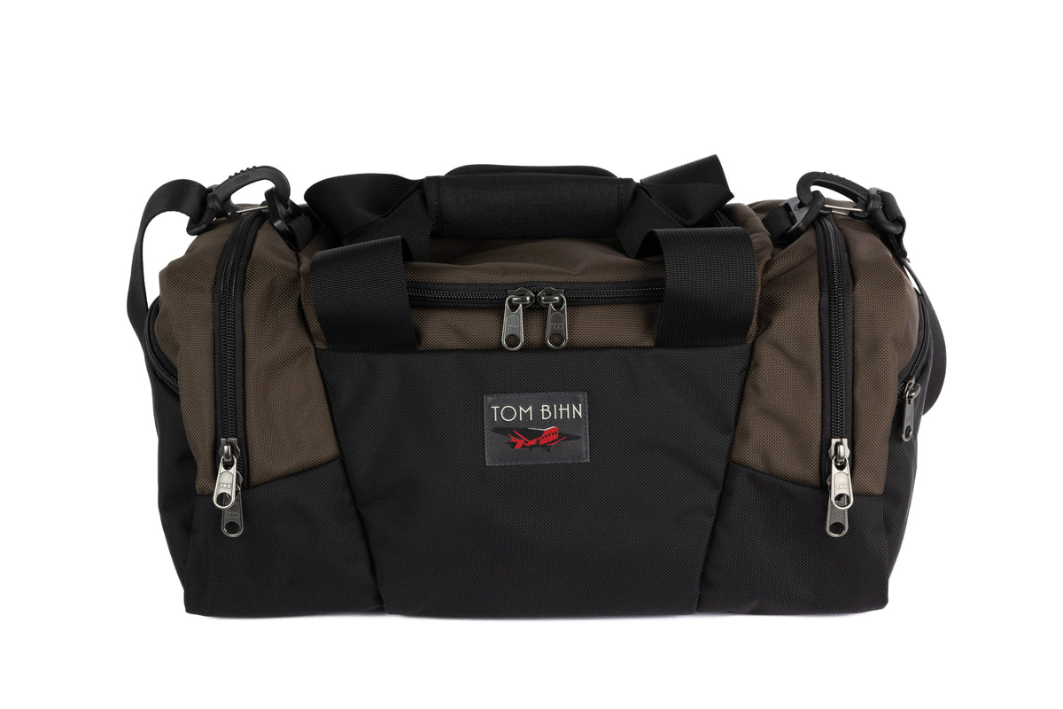 visible variant TB0904-RKLD TB0904-RKML TB0904-RKDL TB0904-RK7D^^The Night Flight Travel Duffel in Ursa Ballistic.