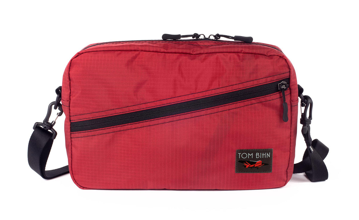 visible variant TB0921-SL^^A Packing Cube Shoulder Bag in Sangria (red with light red grid) 210 Cerylon with shoulder straps