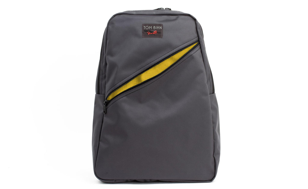 visible variant TB0922-GKRL^^Daylight Backpack in Nebulous Grey (medium grey) Ballistic with Marigold (yellow with light yellow grid) 210 Cerylon interior