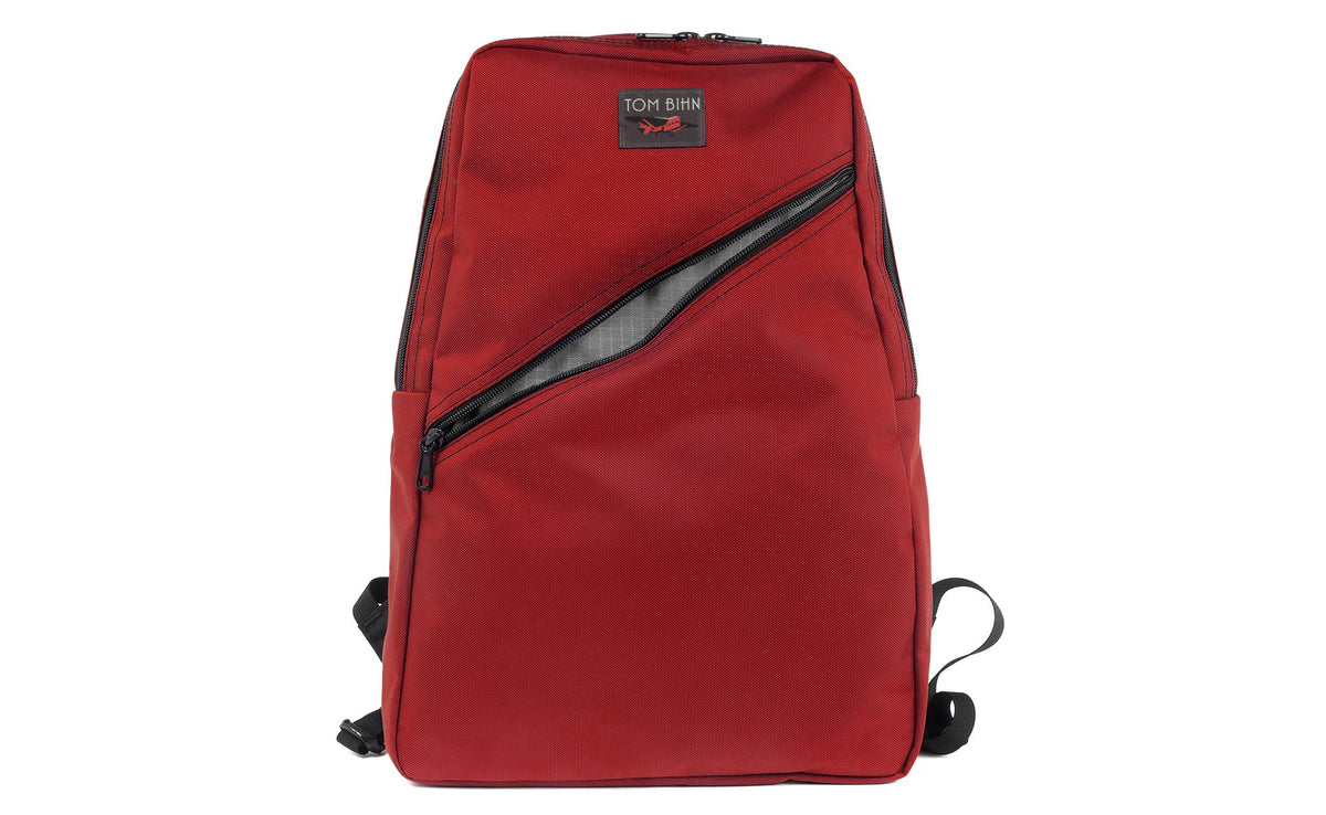 visible variant TB0922-MKGL^^Daylight Backpack in Mars Red Ballistic with Mountain Grey (grey with light grey grid) 210 Cerylon interior