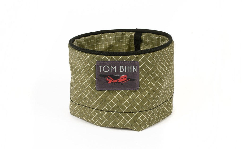 visible variant TB0990-8D^^A Small Travel Tray in Taiga (olive green with white grid) 200 Halcyon.