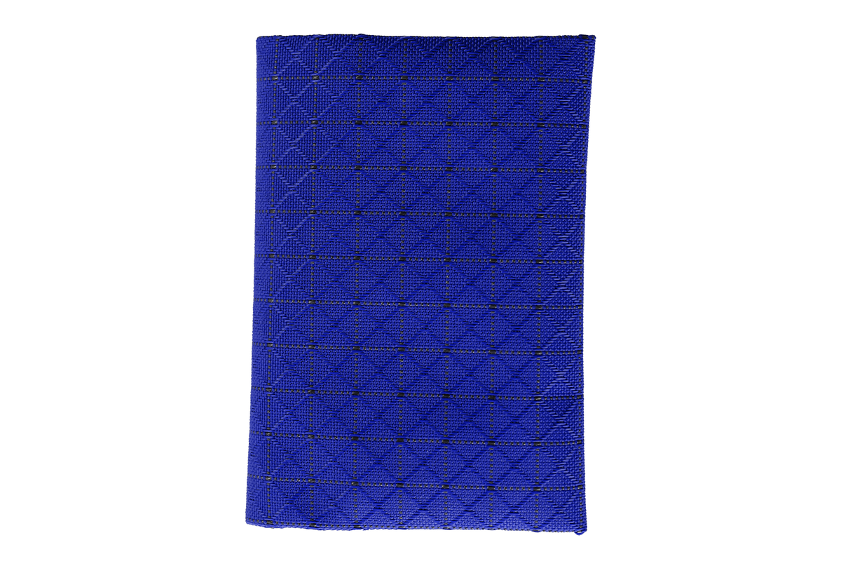 visible variant TB1294-ST^^The exterior of the Minimalist Wallet #1 in Sapphire 420 Spectron