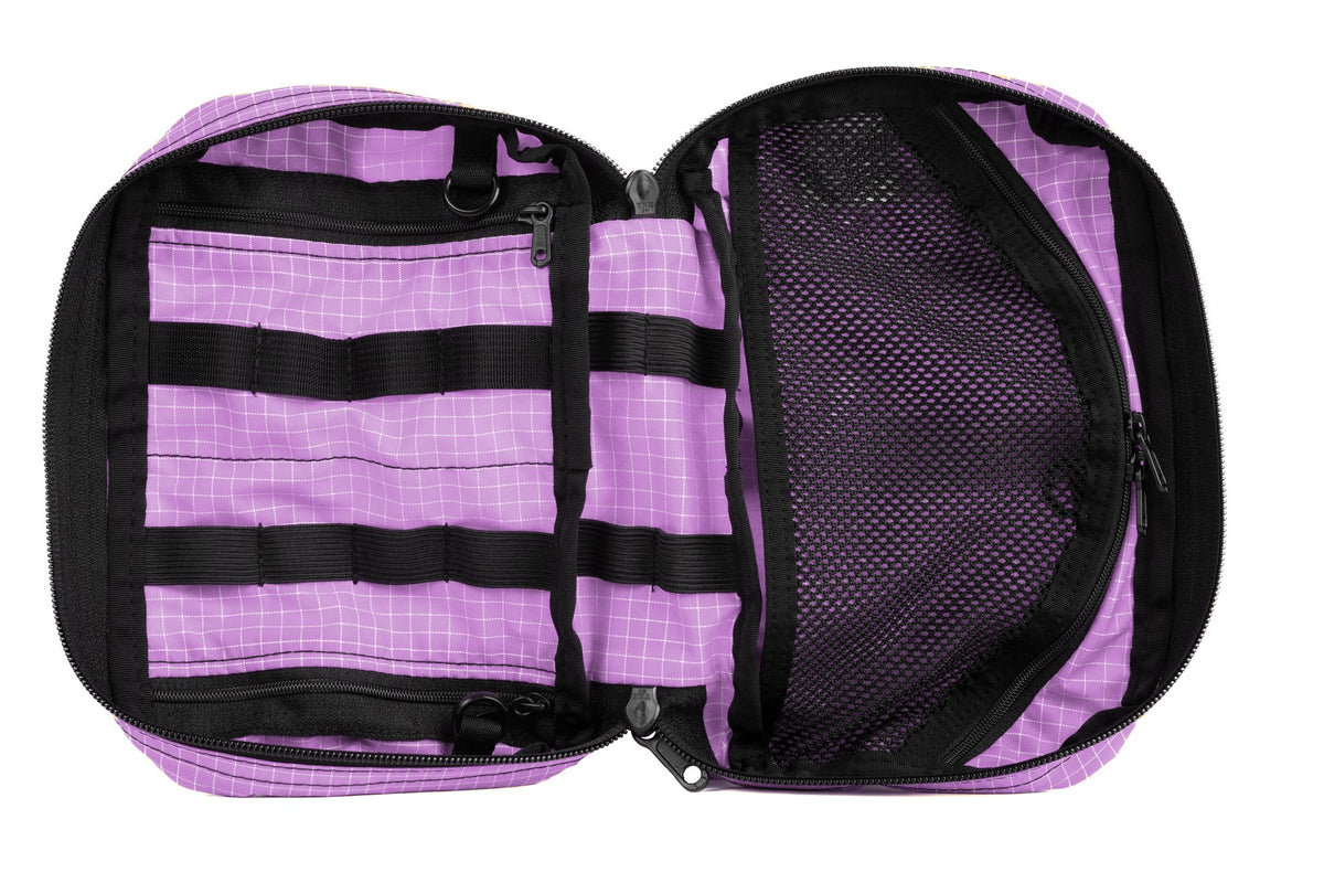 visible variant TB0419-YD^^An open interior shot of the Handy Little Thing #2 in Wisteria (pale purple with white grid) 200 Halcyon