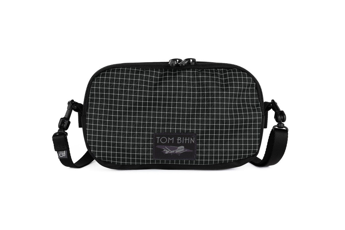 visible variant TB0412-BD^^Bantam in Black 200 Halcyon