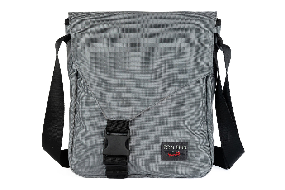 visible variant TB0202-LKGL TB0202-LKOL^^Medium Cafe Bag in Cloud (light) Grey Ballistic