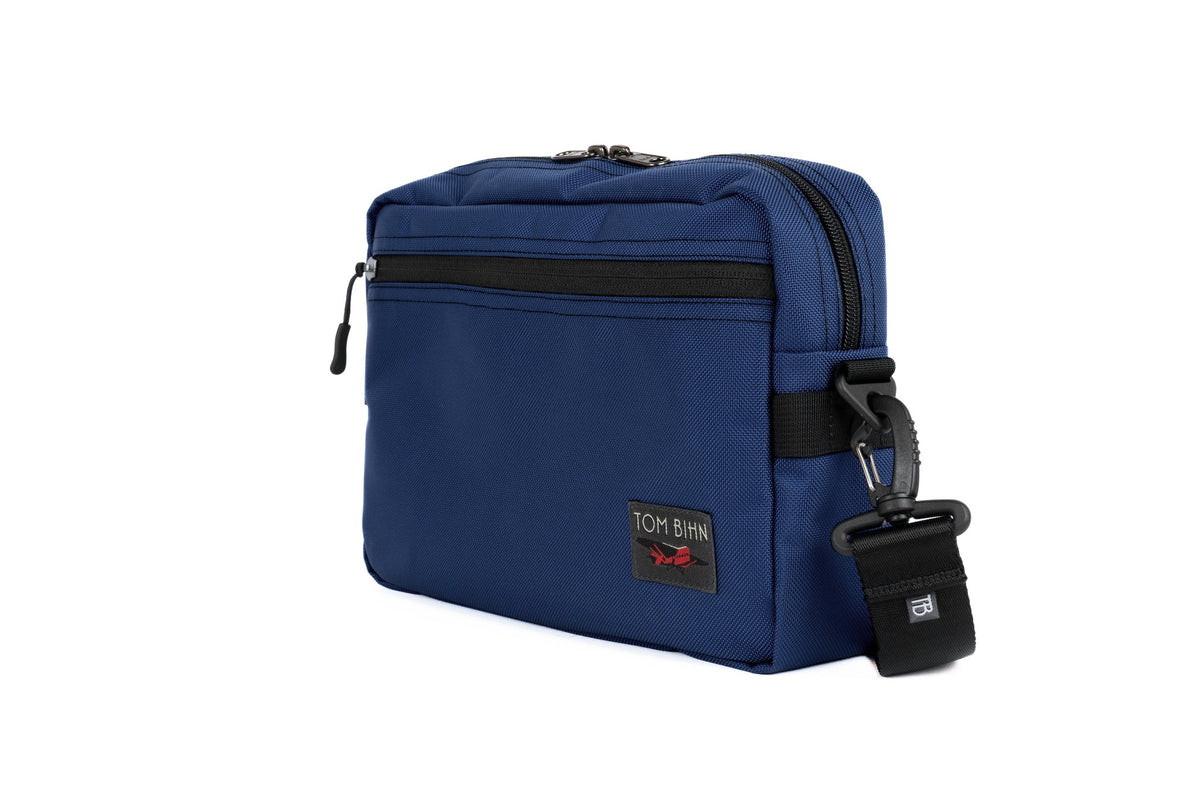 visible variant TB0415-DK4D TB0415-DKOD TB0415-DK8D TB0415-DKRL TB0415-DKZD TB0415-DKED^^The Side Hustle in Deep Blue Ballistic.