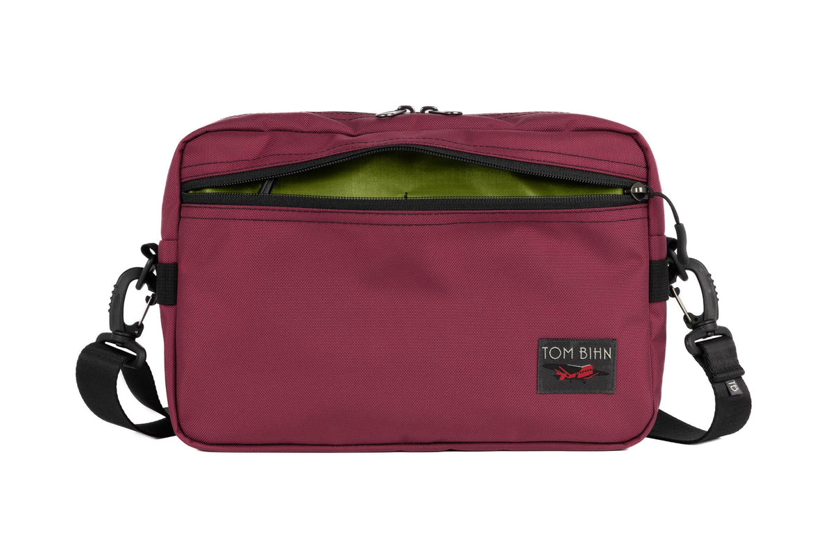 visible variant TB0415-PKML^^Side Hustle in Raspberry Ballistic with Moss 210 Cerylon interior