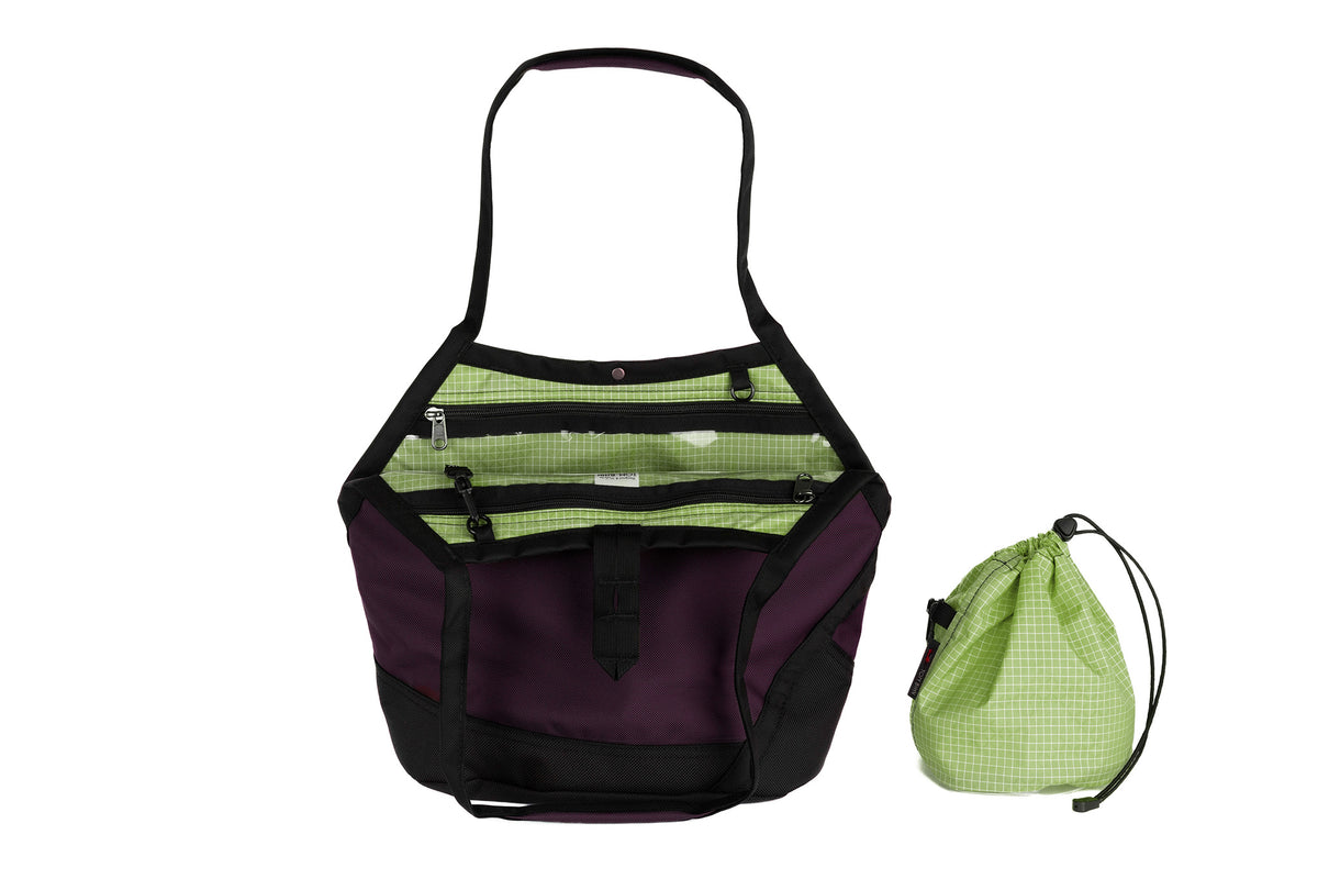 visible variant TB0660-UKHD^^A Swift in Aubergine Ballistic with Honeydew (pale green with white grid) 200 Halcyon interior and Yarn Stuff Sack.