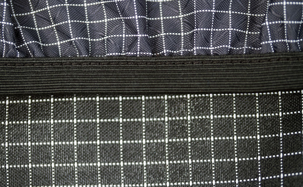 ^^Close shot of the elasticized pocket in the main compartment of the Daylight Backpack