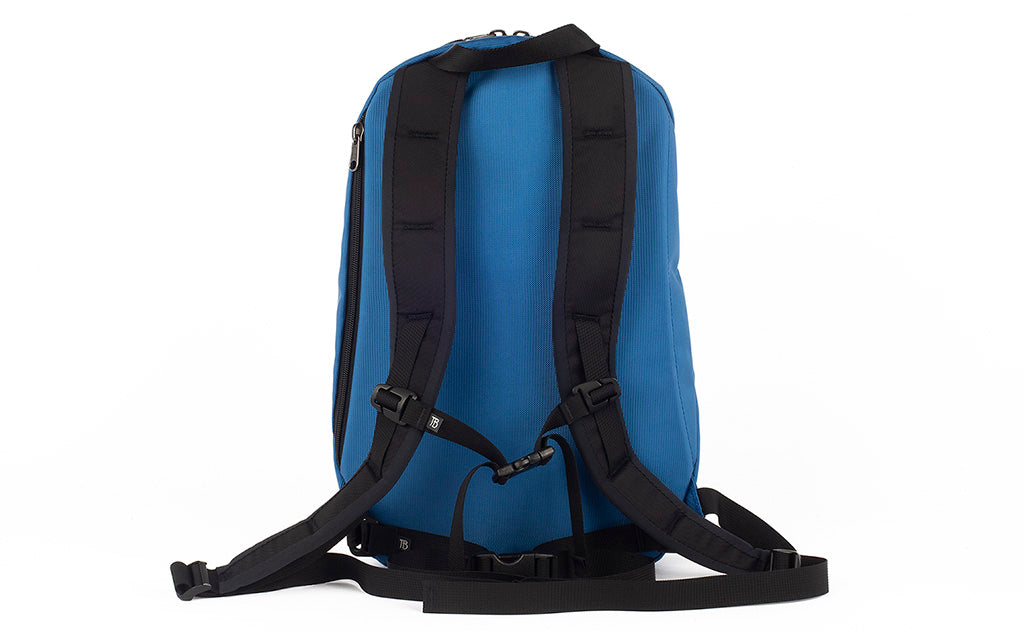 visible variant TB0108-NKLJ^^A reverse shot of the Luminary 15 in Constellation (light blue) 525 Ballistic.