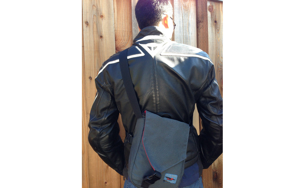 lifestyle visible^^A reverse shot of a person using the Cafe Messenger Stabilizer