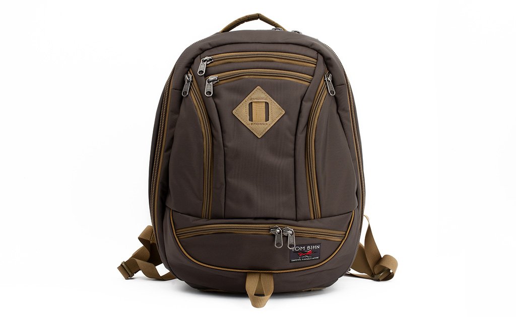 visible variant TB0182-RK^^A face shot of the Guide's Edition Synik 22 in Ursa (brown-grey) 525 Ballistic.