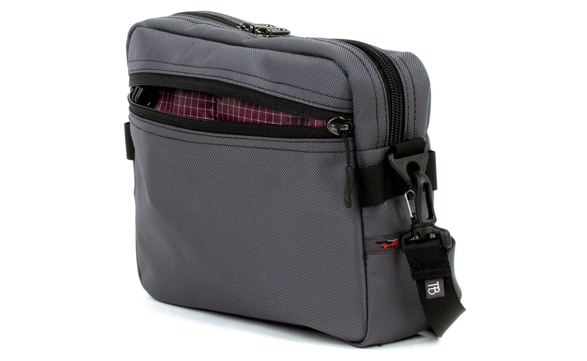 visible variant TB0414-GK5D^^The Side Kick in Nebulous Grey (medium grey) 525 Ballistic with an Acai (dark purple with white grid) 200 Halcyon interior.