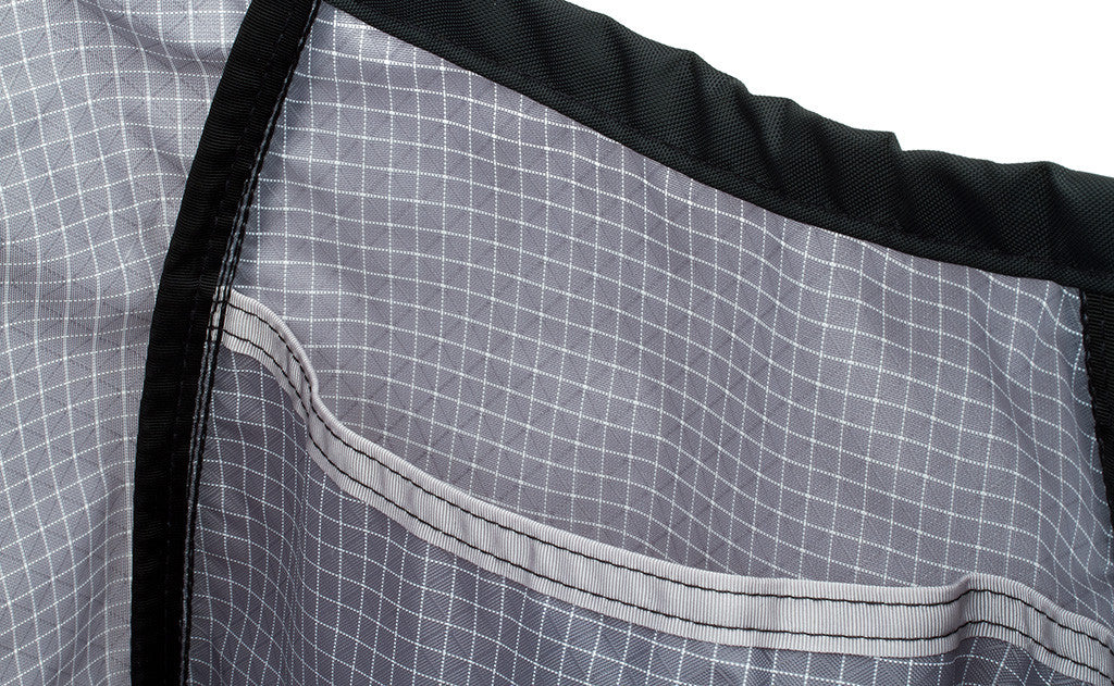 ^^A close shot of the pocket on the inside of the Original Large Shop Bag.