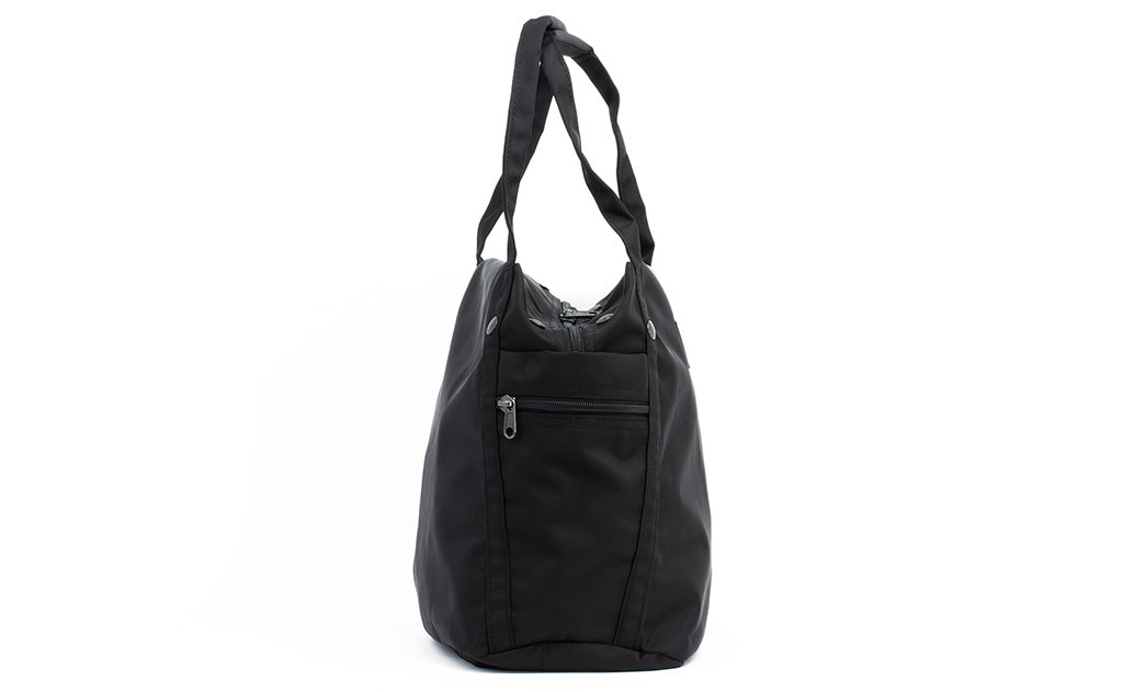 ^^A side shot of an empty Pop Tote.