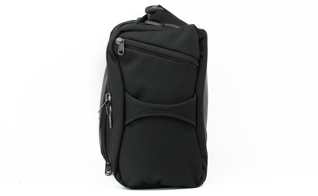 ^^A side view of the Aeronaut 30 showing the grab handle and the side zipper.