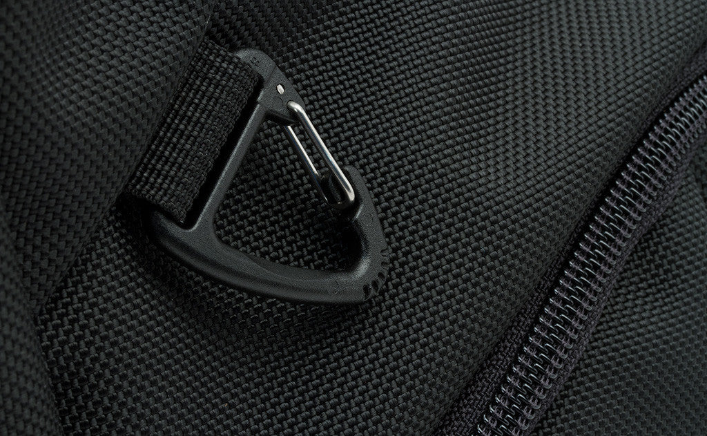 A close shot of the triangle metal hook on the Parental Unit.