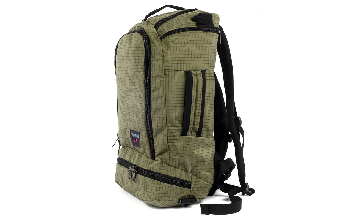 visible variant TB0903-VHND^^ A Techonaut 45 with a Taiga (sage green) Halcyon exterior.