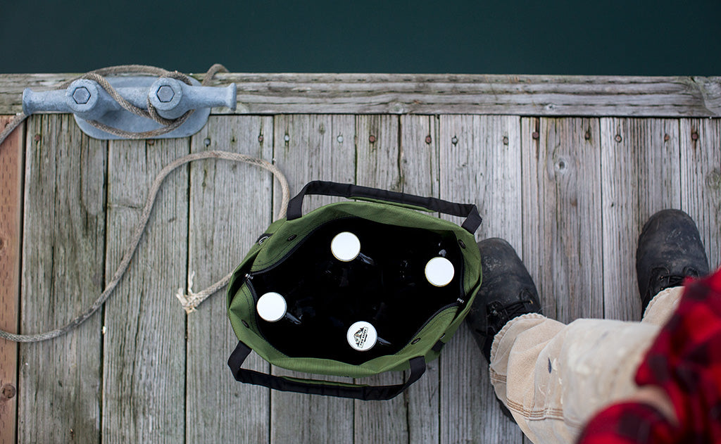 ^^A Pop Tote loaded up with 4 growlers.