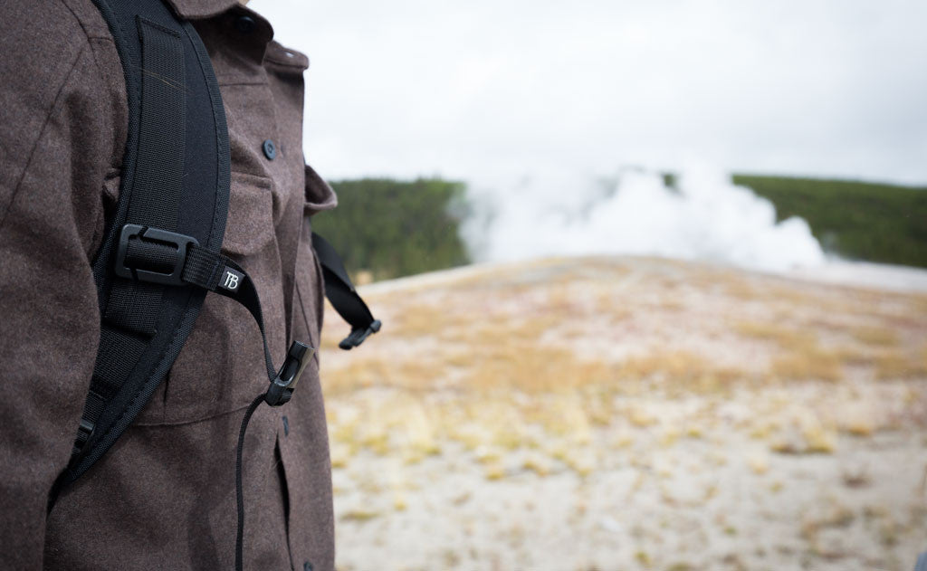 ^^A person wearing the Synapse 25 with the sternum strap unbuckled.