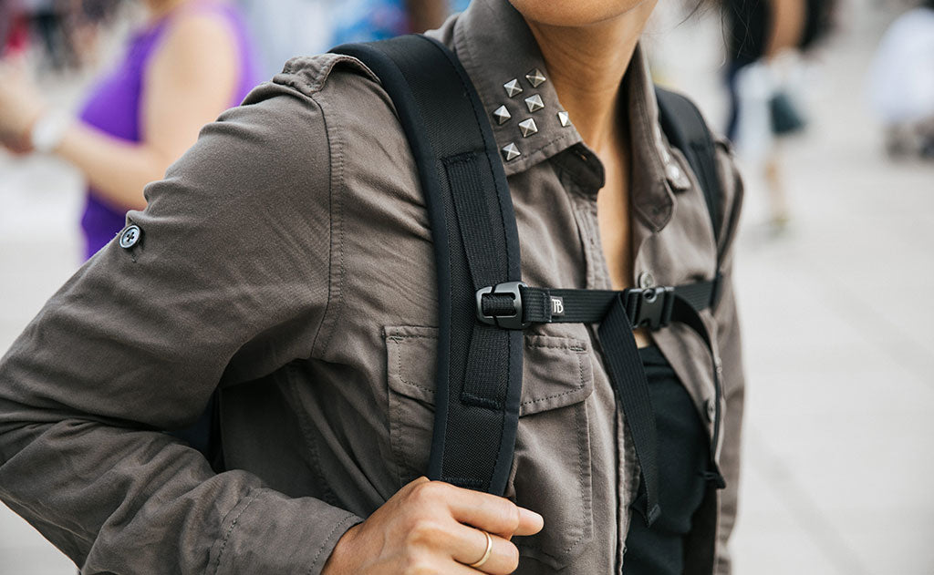 ^^Close up of shoulder strap with sternum strap fastened